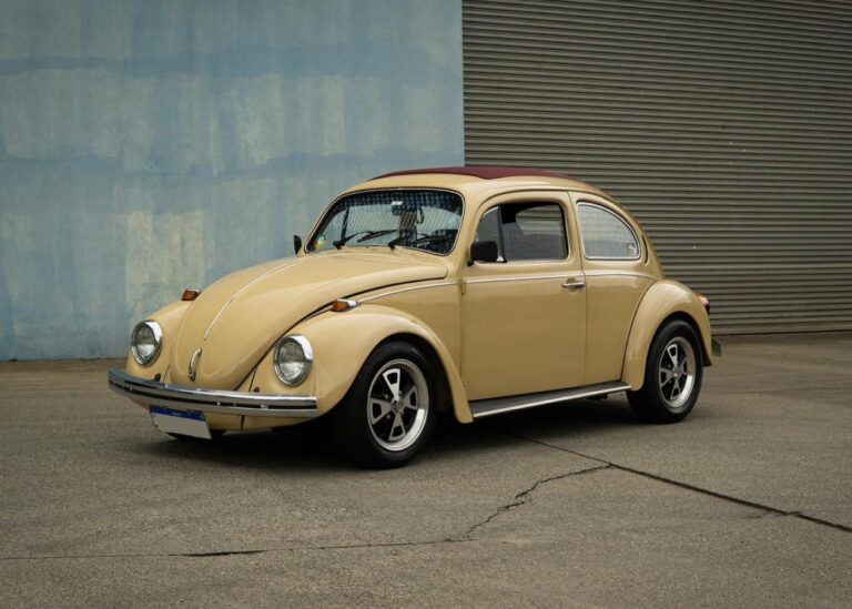B528 -VW BEETLE 1986