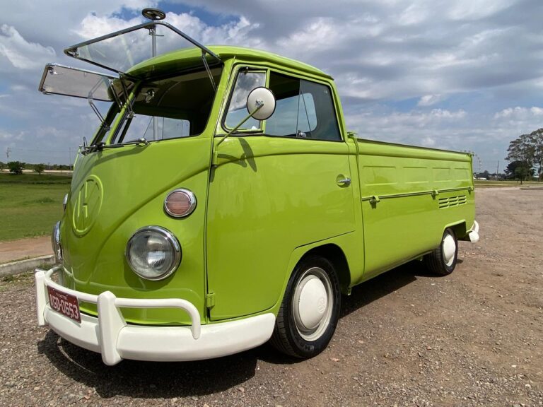 B571 – VW KOMBI PICK-UP 1973