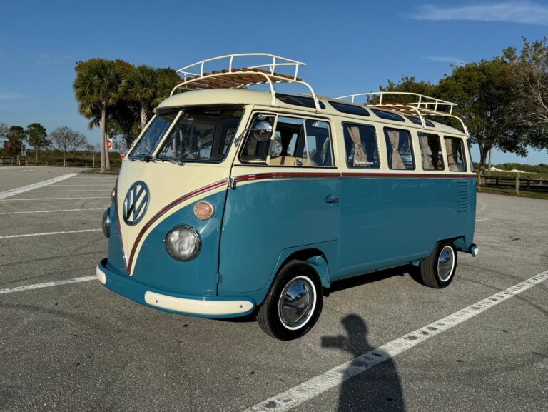 B593 – VW KOMBI 1972