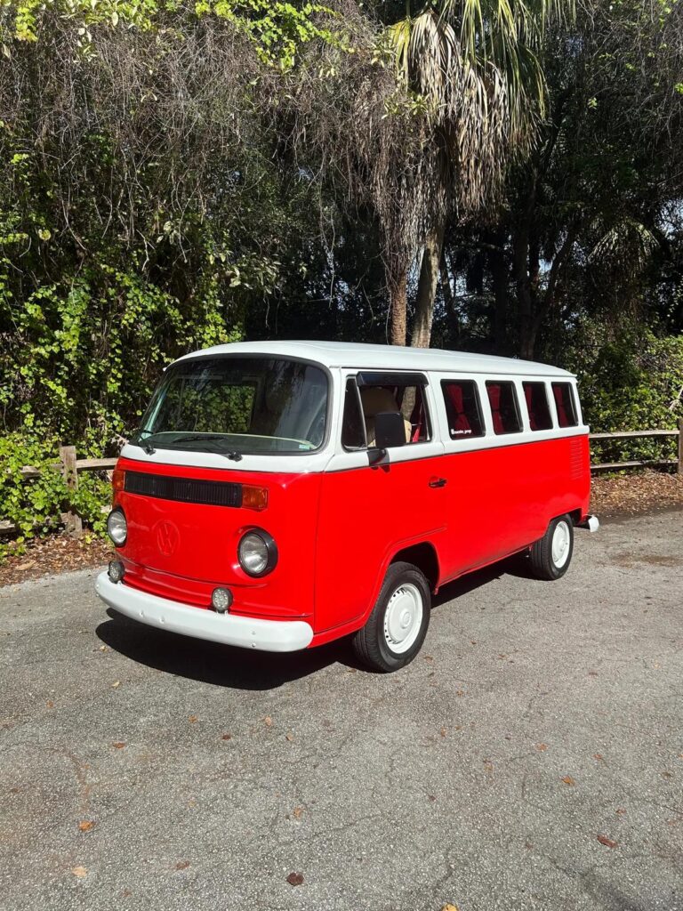B588 – VW KOMBI 1996