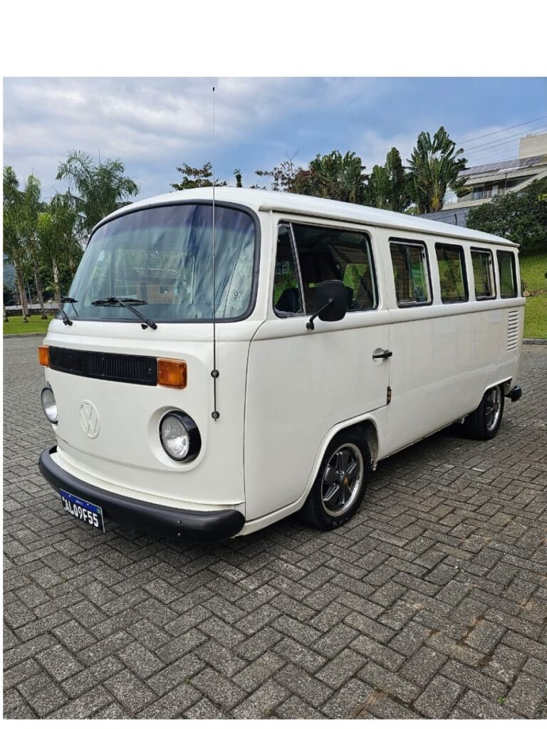B589 – VW KOMBI 1994