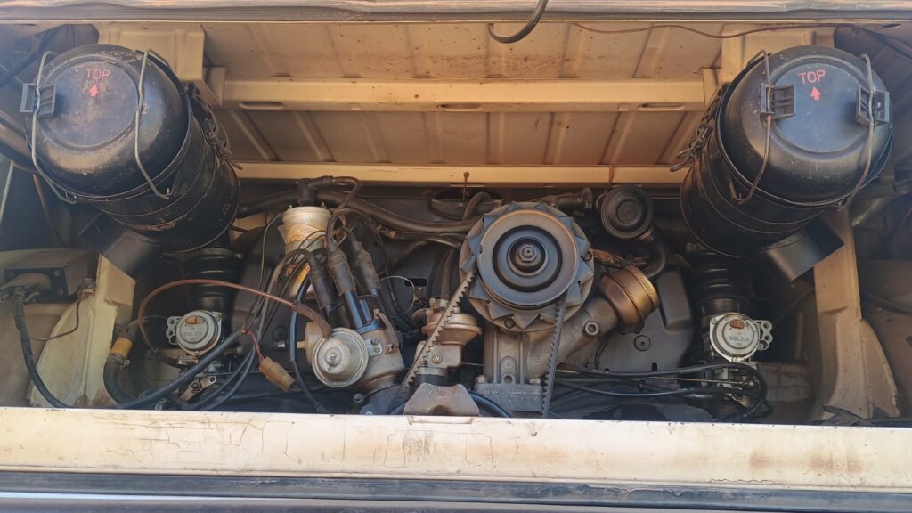 317c1867 32d2 4b3c b908 d74dacf08d61
