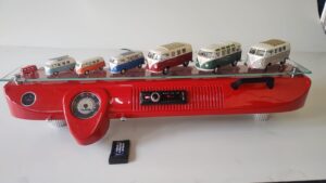 19711. Estante prateleira panel com radio Kombi antiga Cod. V1.4.1
