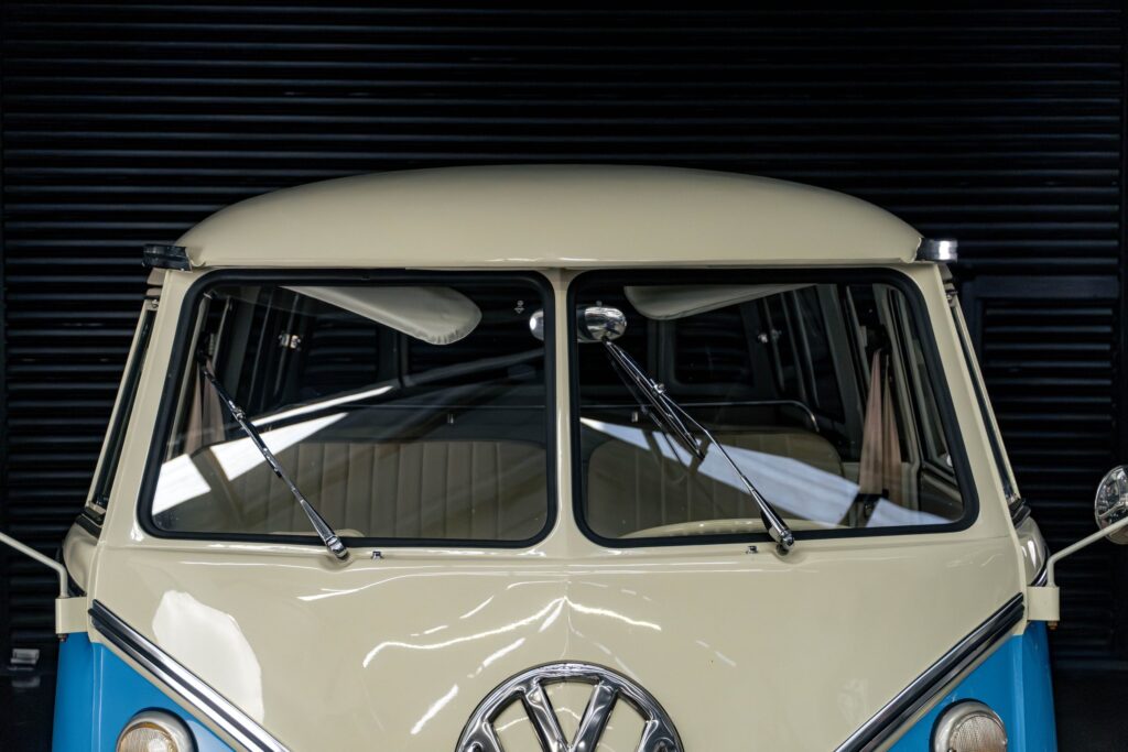 1975 volkswagen kombi 6portas venda compra the garage for sale 46 2400x1600