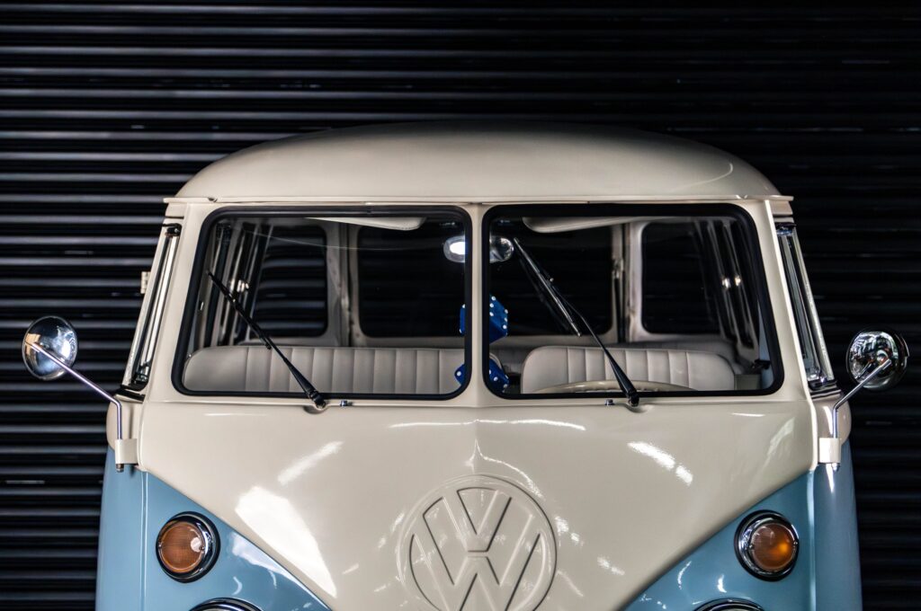 1975 volkswagen kombi corujinha venda compra the garage for sale 33 2400x1594