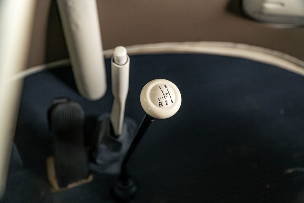 1973 volkswagen kombi camber venda compra the garage for sal (35)