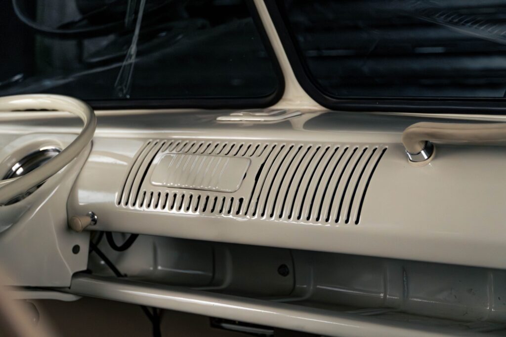 1973 volkswagen kombi camber venda compra the garage for sal (37)