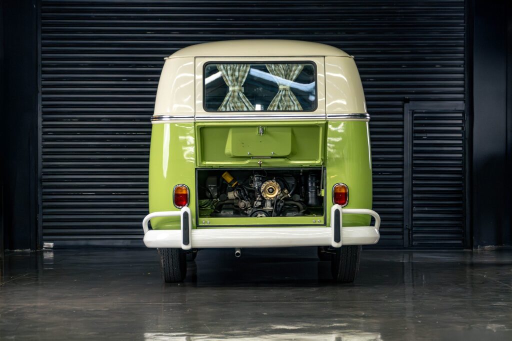 1973 volkswagen kombi camber venda compra the garage for sal (49)