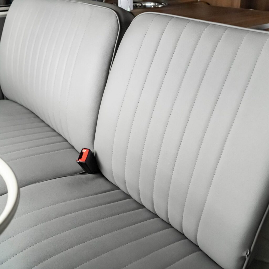 1975 volkswagen kombi camper venda compra the garage for sal (11)