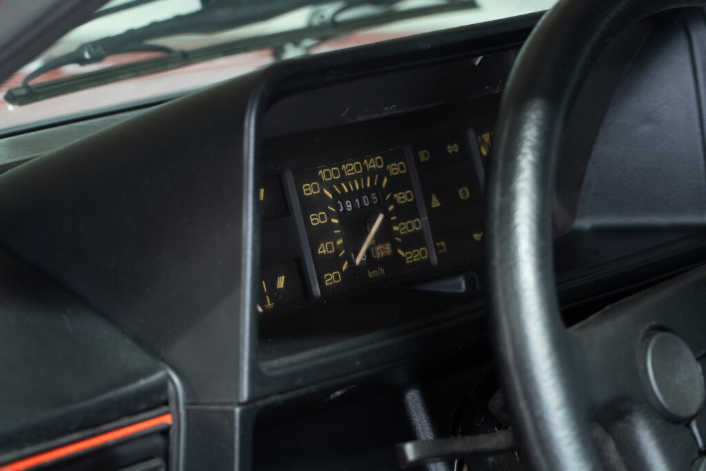 1986 Volkswagen Gol GT 1 8 venda compra the garage for sale (13)