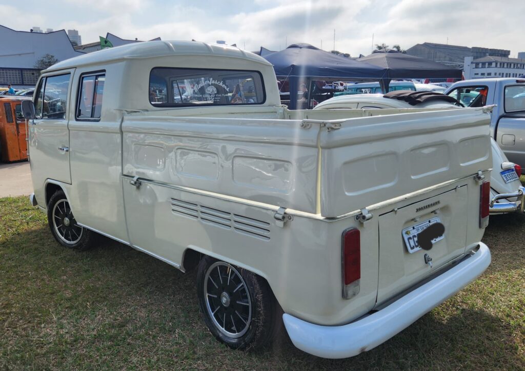 374eb457 aca8 42b3 b121 04cf96dce988